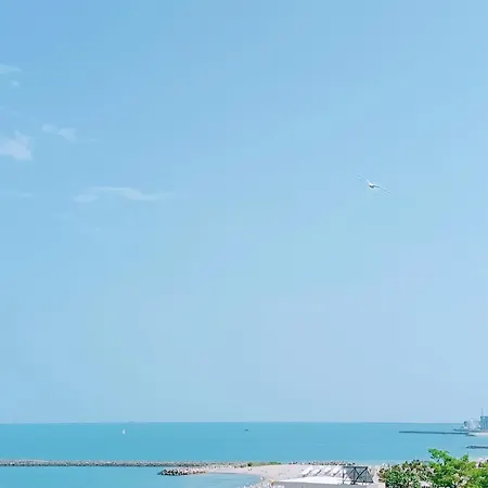 Sunrise Beachfront Relax Apartment