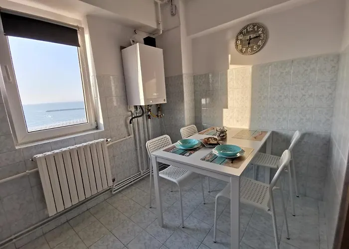 Sunrise Beachfront Relax *